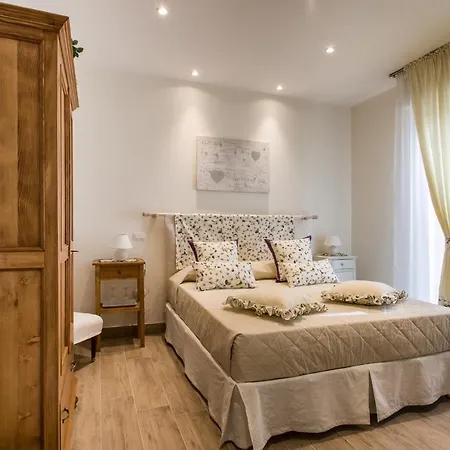 Ca Di Anna Bed & Breakfast 4*